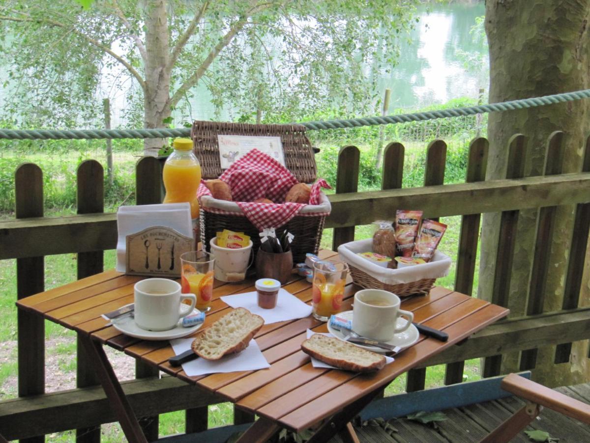 Camping Belle Riviere Chaniers Exteriör bild