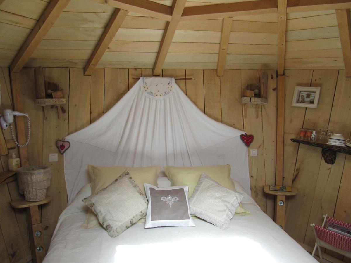 Camping Belle Riviere Chaniers Exteriör bild