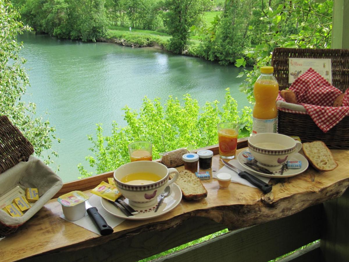Camping Belle Riviere Chaniers Exteriör bild