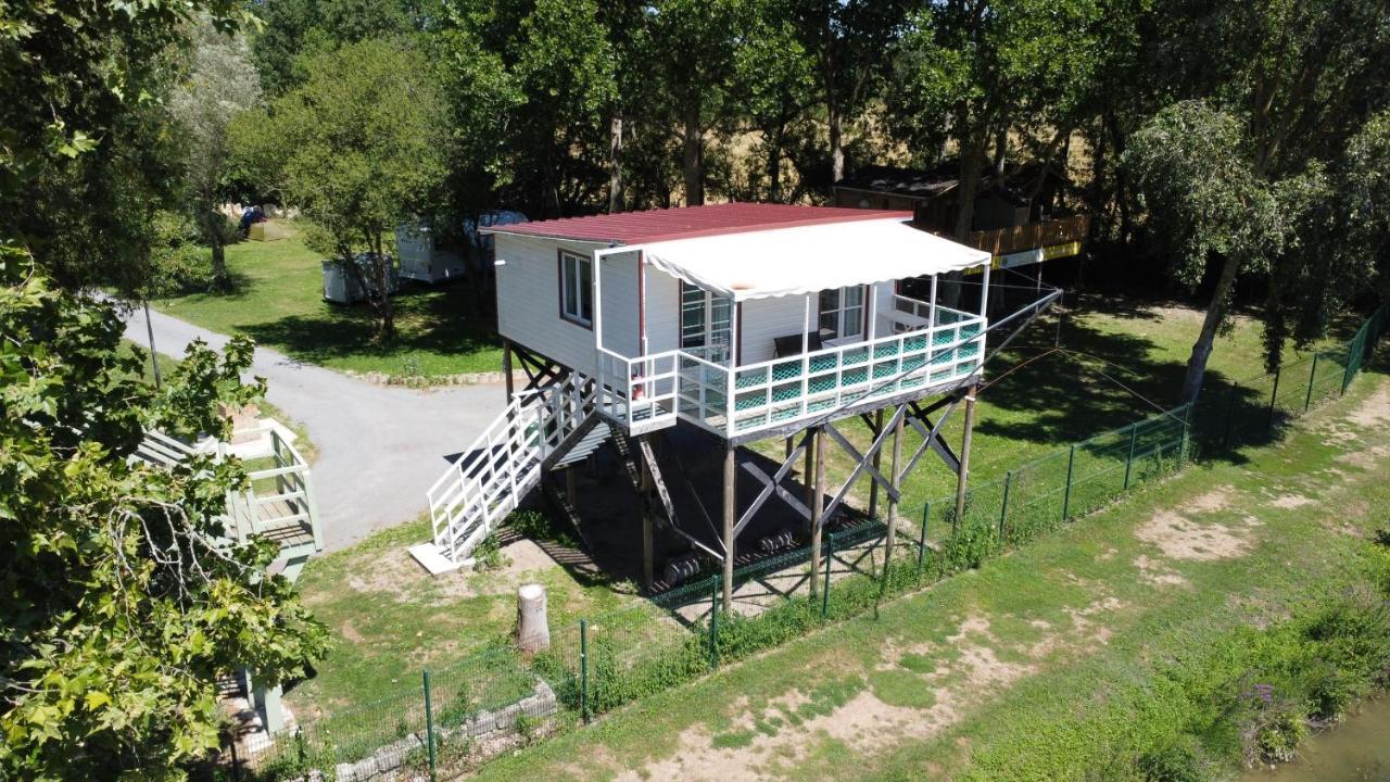 Camping Belle Riviere Chaniers Exteriör bild